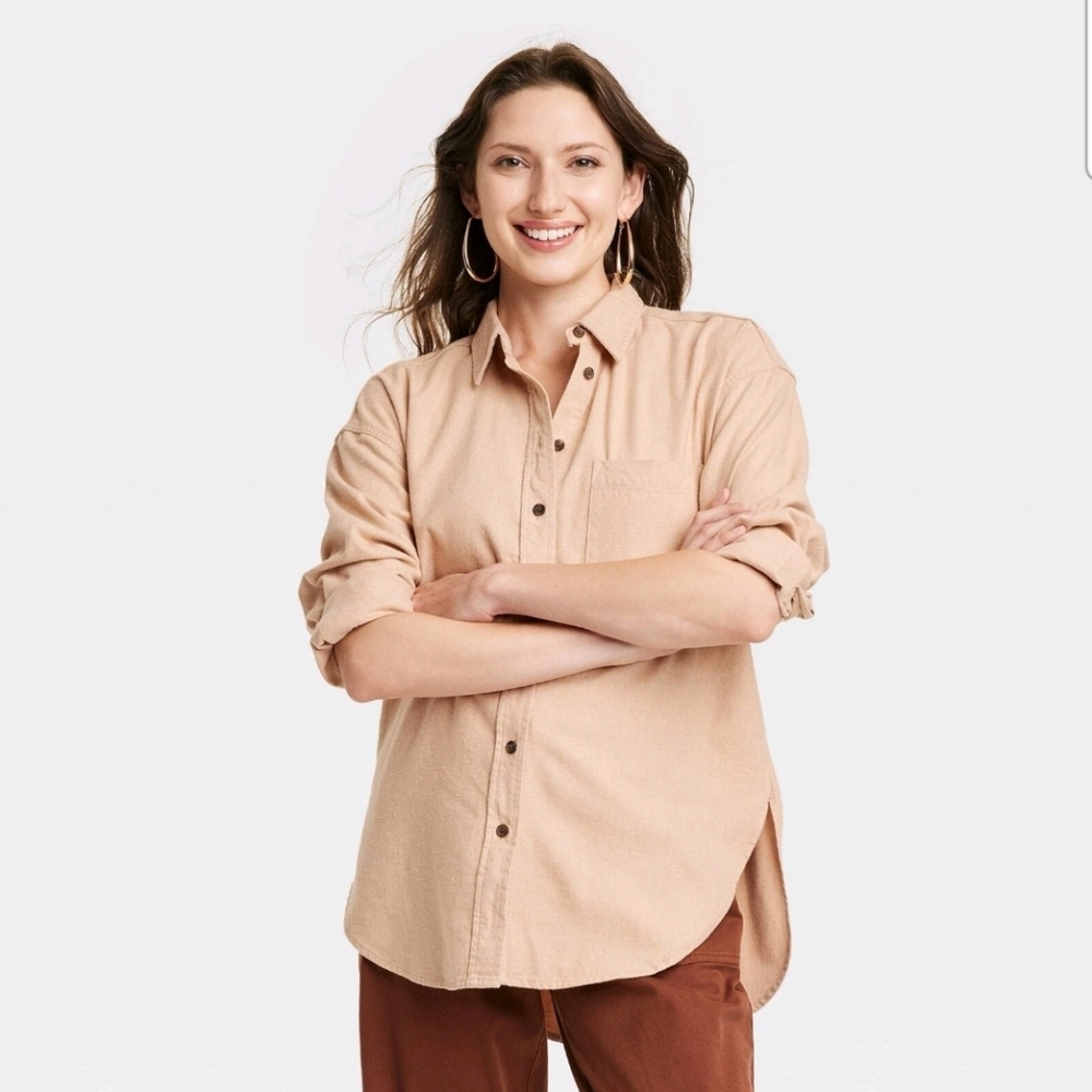 Universal Thread Longsleeve Oversized Button Down Shirt Size Small NWOT
